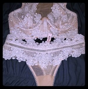 Bra and panty 36D thong medium